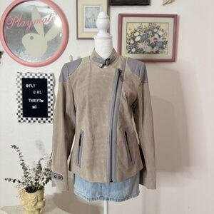 Queen Collection Women's Leather Jacket in Taupe and Gray
